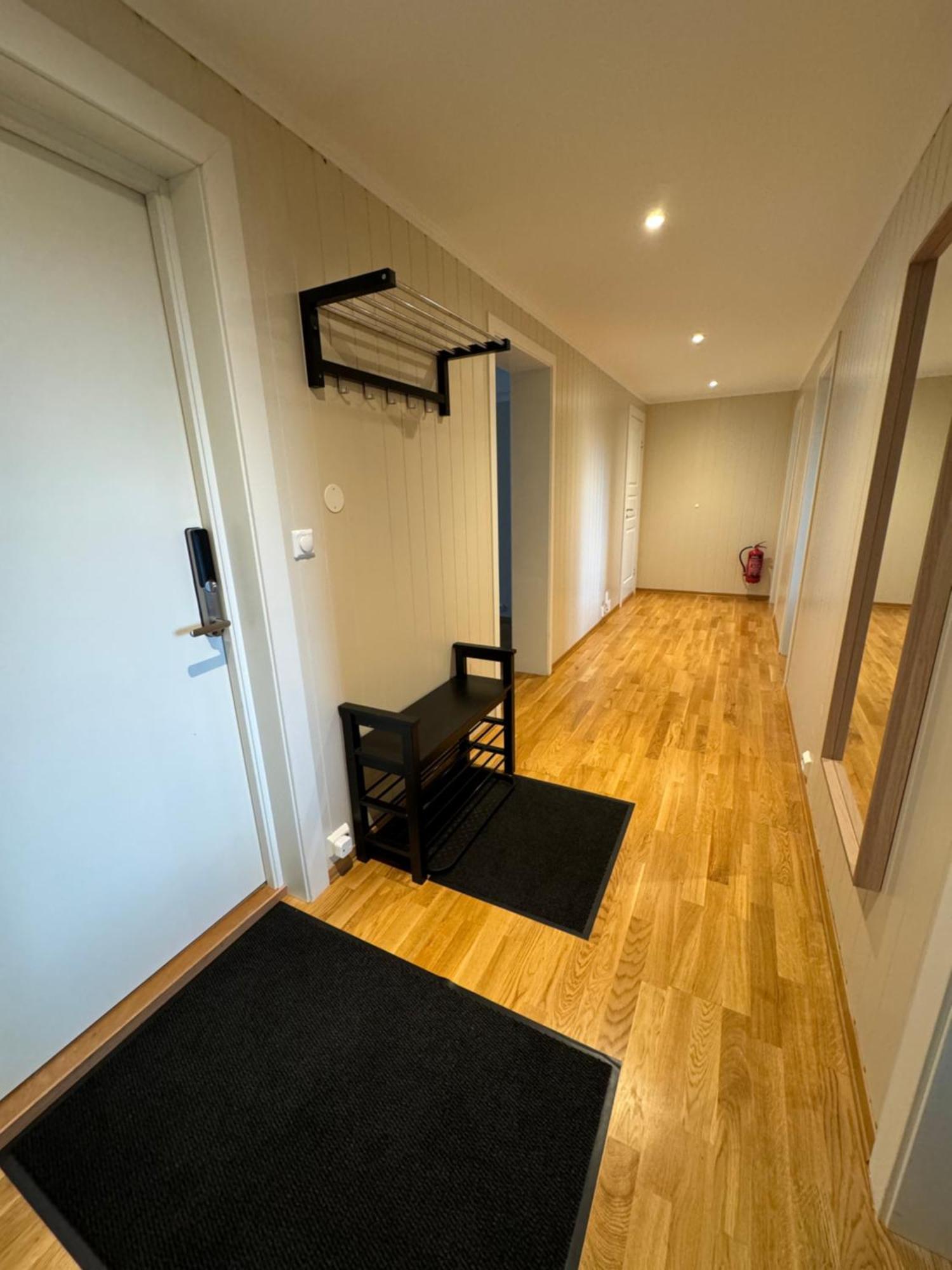 Charming 3-Bedroom Apartment In The Heart Of Kristiansund Exterior foto